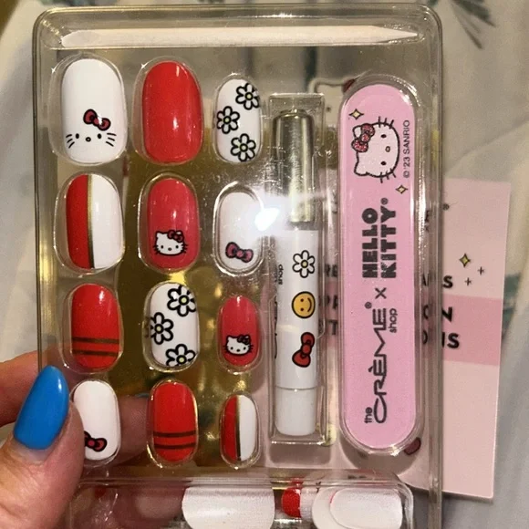 🩵3/$18🩵 CREME SHOP HELLO KITTY PRESS ON NAILS KIT MEDIUM ALMOND GEL valentine - Picture 3 of 8